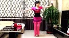 国产广场舞内衣视频在线,揭秘国产广场舞内衣的时尚魅力